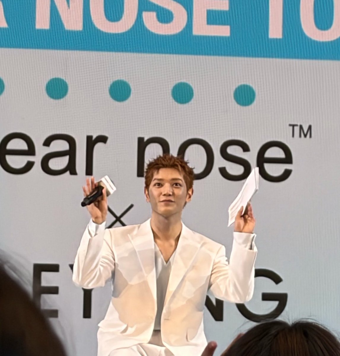 imfallinginrose's tweet photo. ทุกครั้งที่ได้ไปเจอแทยงคือเหมือนถุกเติมเต้มอะไรหลายๆอย่างในชีวิตเลยอ่ะ ดีใจที่การรักแทยงมันก้ทำให้ฉันรักตัวเองด้วยเหมือนกัน ขอบคุนสำหรับเอนเนอจี้ดีๆนะ อยุ่เป้นศิลปินและแฟนคลับไปจนแก่เฒ่าเลย🥹 https://t.co/LqBib85F7E