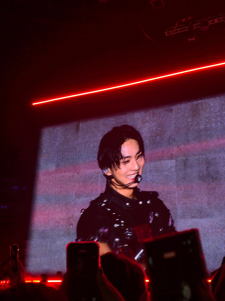 forjakeshim's tweet photo. O SORRISO MAIS LINDO DO MUNDO

#EN_WORLDTOUR_BLOODSAGA
#BLOODSAGA_IN_SÃO_PAULO
#ENHYPEN_100thShow https://t.co/Whdob4k2jh