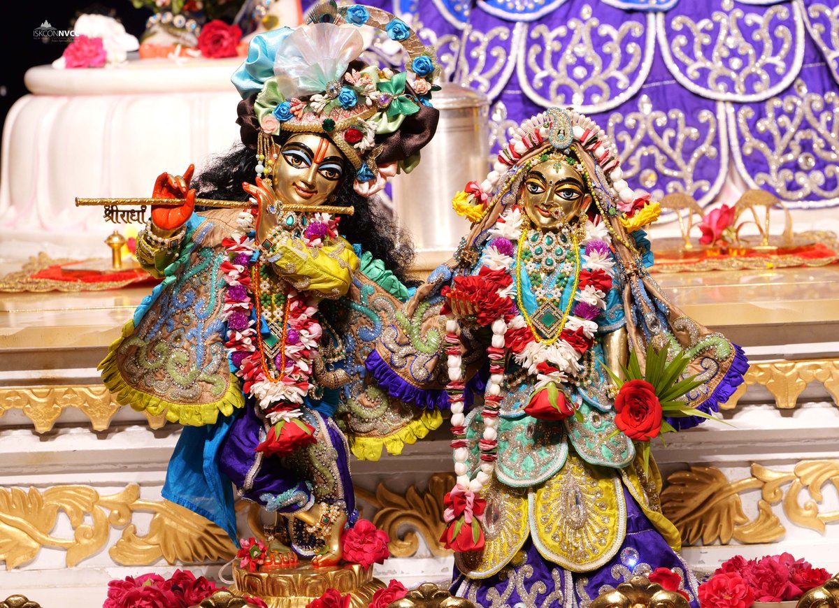 ISKCONPune's tweet photo. 🙏🏽𝐓𝐨𝐝𝐚𝐲'𝐬 𝐃𝐚𝐫𝐬𝐡𝐚𝐧 📿 🗓𝟎𝟓-𝟎𝟕-𝟐𝟎𝟐𝟔🙏
🌷𝐒𝐫𝐢 𝐒𝐫𝐢 𝐑𝐚𝐝𝐡𝐚 𝐕𝐫𝐢𝐧𝐝𝐚𝐯𝐚𝐧𝐜𝐡𝐚𝐧𝐝𝐫𝐚🌷
.
.
#ISKCON #ISKCONNVCC #ISKCONNVCCPune #ISKCONPune
#ISKCON #ISKCONNVCC #Viral
.
https://t.co/7l4nFBpojg https://t.co/RRufsdUaae