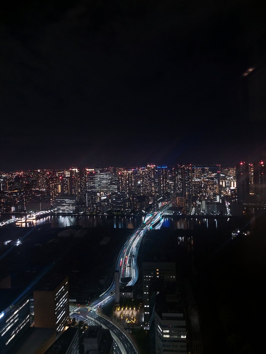 33heineken's tweet photo. 46階の展望

カレッタ汐留 
(東京都港区)

2026/05/13

スマホ写真

#カレッタ汐留 #観光 #夜景 #絶景 #綺麗な景色 #非日常 #写真で伝えたい #写真撮ってる人と繫がりたい https://t.co/Apz5FhdetJ