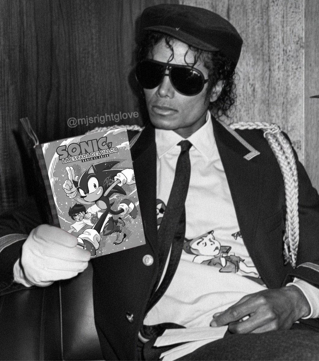 Sonic_Sunset's tweet photo. Michael Jackson lee un manga.
(1984) https://t.co/9yR4vSOkOn