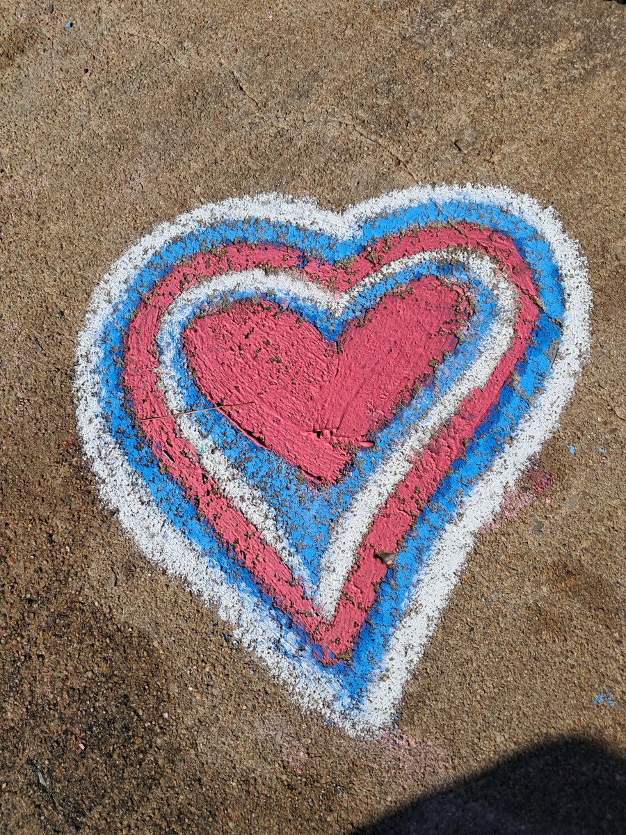JessieD_7's tweet photo. Happy 4th of July ❤️🤍💙🇺🇲 https://t.co/6FTDj5pY4I