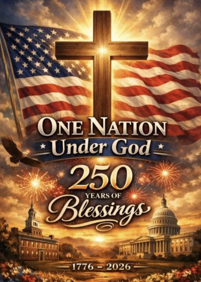 thereal_ilonka's tweet photo. Happy Birthday America! https://t.co/Quj6zgpcEE