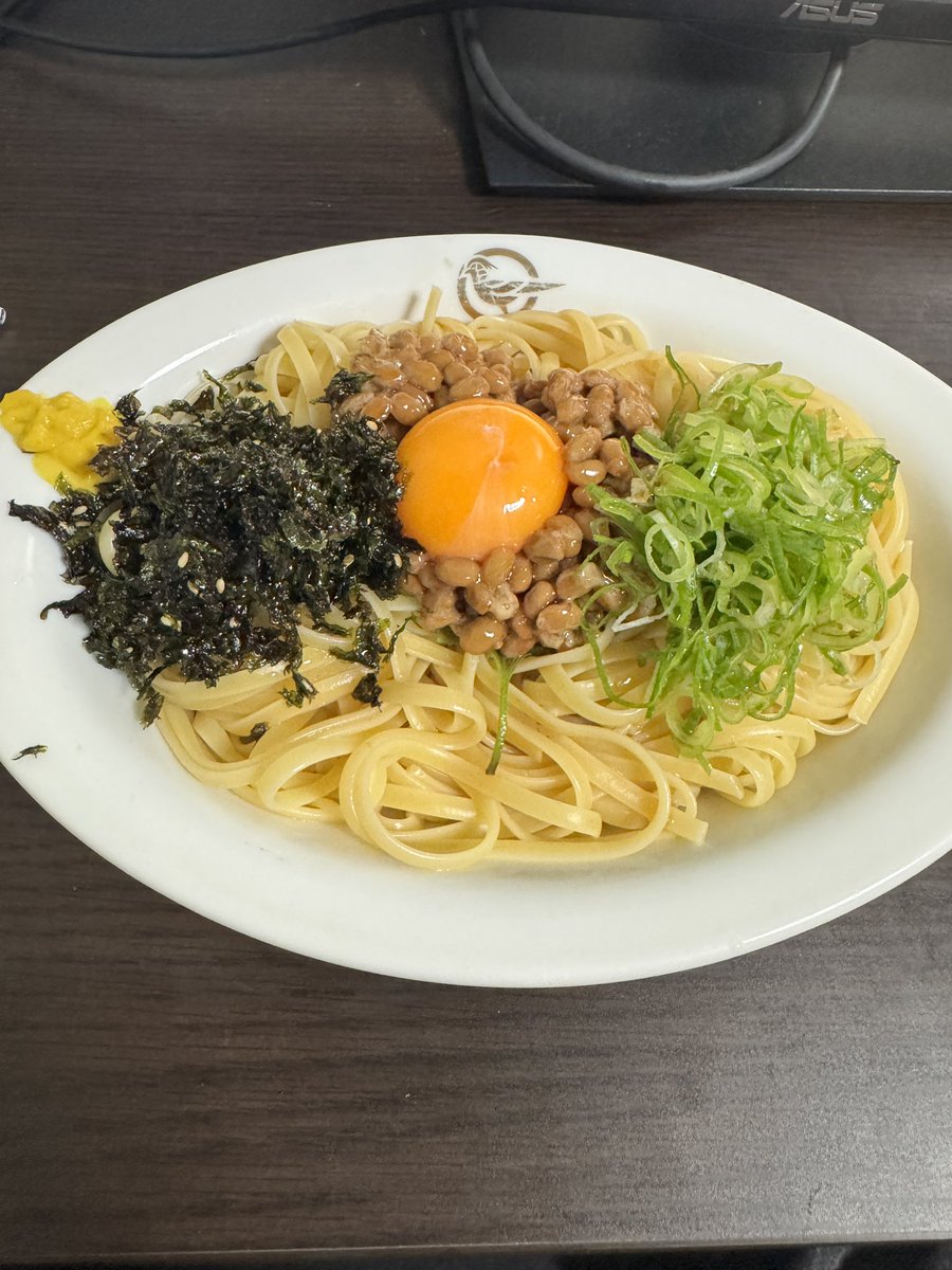 sanguri_a's tweet photo. 納豆パスタ https://t.co/OsZOeljES6