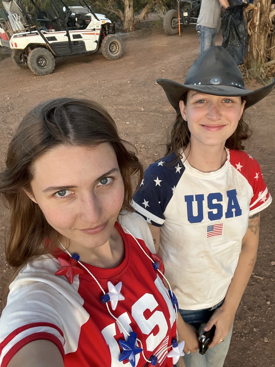 woeisme4ever's tweet photo. God bless America. And all the beautiful women in it ! https://t.co/edCeZx3pdJ