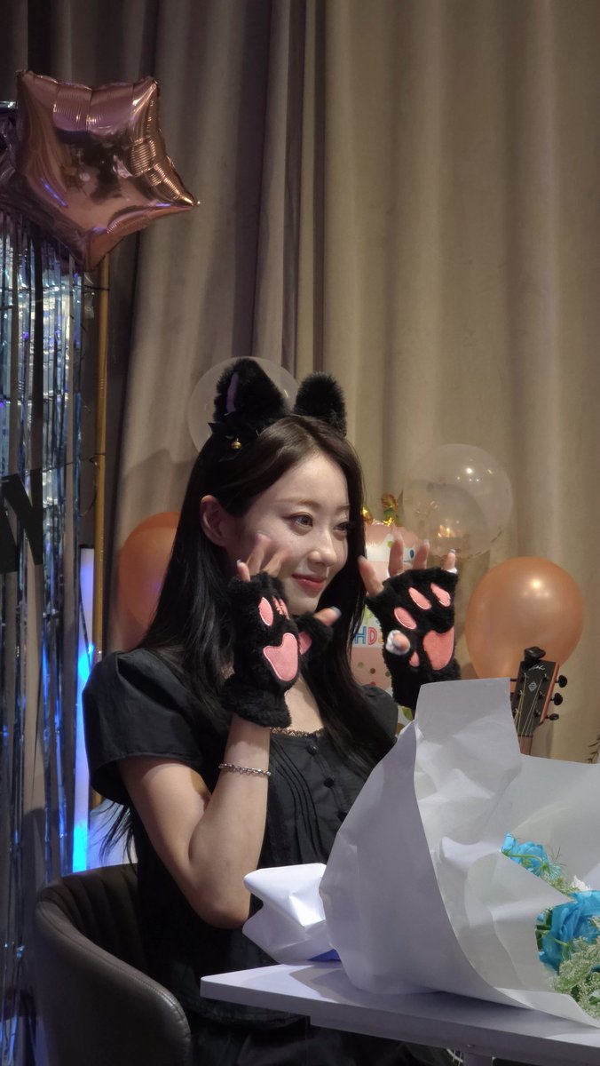 snowsnow070's tweet photo. #with_GyeongreEver #경리로_꽉_채운_하루는 #경리 #happyGANGday #나인뮤지스 #9muses https://t.co/TR9BBbrtO6