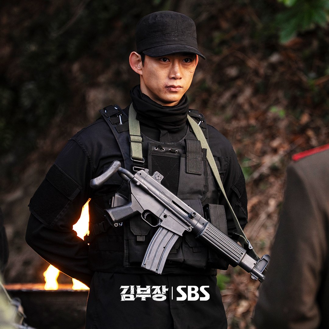 updateasiatico's tweet photo. MAIS UM RECORDE: o episódio 4 de #AgentKimReactivated alcançou 21,6% de audiência na Coreia do Sul, tornando o 3º kdrama mais assistido da história da SBS na faixa de sexta e sábado.

+4,4 milhões de sul-coreanos assistiram na TV https://t.co/0rtiJp8ubD