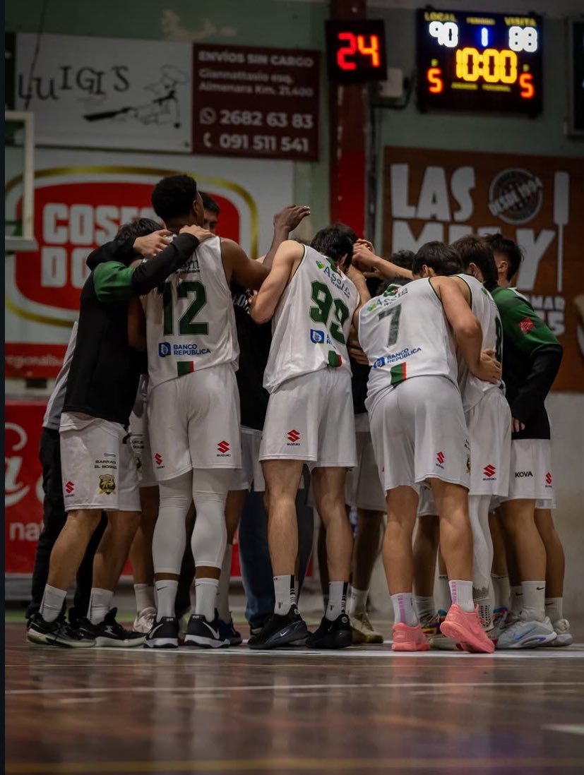 CORTINA DIRECTA 🇺🇾🏀 tweet media
