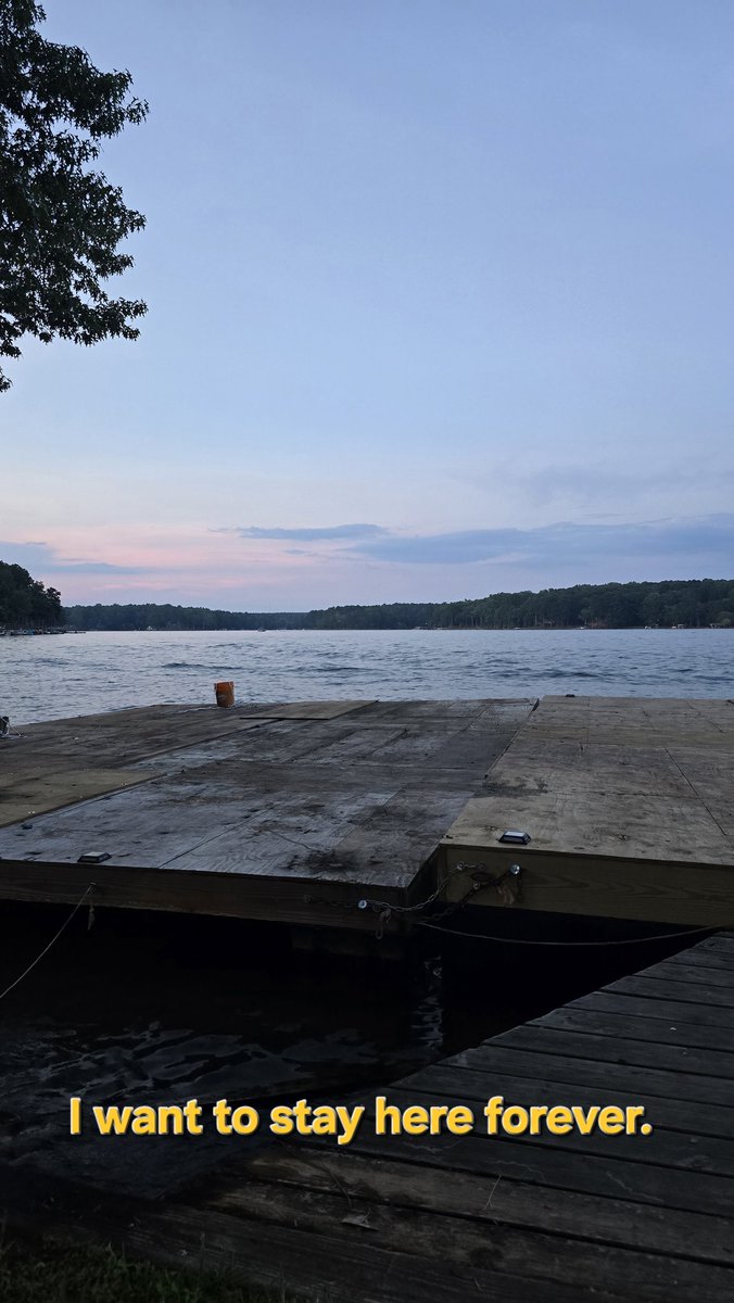 MeadowOffical's tweet photo. No fireworks 😔 but a great view 😊 
#fanslycreator #vlog
My hubby wanted to take pictures of me watching the fireworks, but the location he picked didn't have the show that was advertised. https://t.co/vhDW073dGv