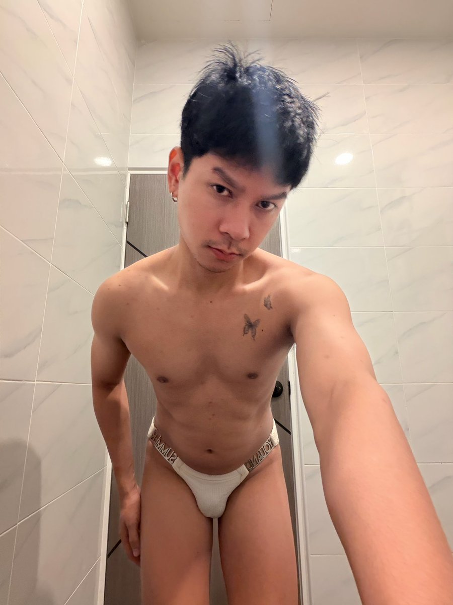 aoffy1699's tweet photo. แง https://t.co/yjlBwu4ieU