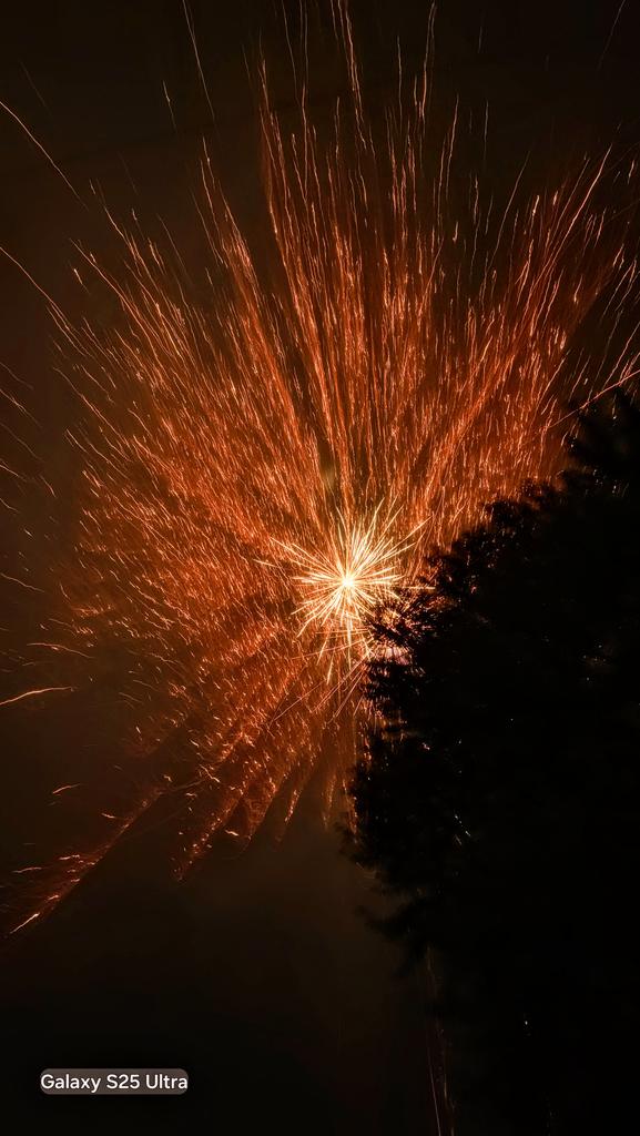 HawkMark46777's tweet photo. @MarindaVannoy1 Happy Fourth of July America https://t.co/JnSrs9KaBQ
