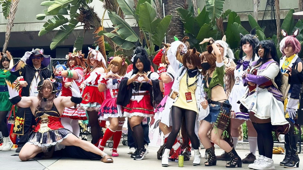 umamusume_eng's tweet photo. It's already the last day of Anime Expo?!

We're super grateful for the big welcome you've given us in LA, and are pumped to make AX's last spurt super exciting! 

Day 4's Winning Concert starts at 10 a.m., followed by Umamusume: Pretty Derby – Road to the Top (Theatrical Cut)!

#Umamusume #AX2026