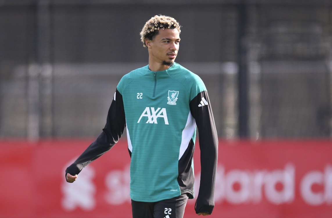 WilsonCoxLFC's tweet photo. #LFC 🔴 🚨 
EXCL: Hugo Ekitike’s recovery continues to progress positively, but Liverpool are not placing any fixed timeline on his return.

The current expectation from those close to the player is a gradual return to some level of team training around October, with a potential competitive return towards the end of December if rehabilitation goes to plan.

Internally, however, the club are taking a more cautious approach, with January or February viewed as the more realistic timeframe for Ekitike’s return to regular first-team football.

Liverpool’s priority remains ensuring the striker returns fully fit rather than accelerating the process.