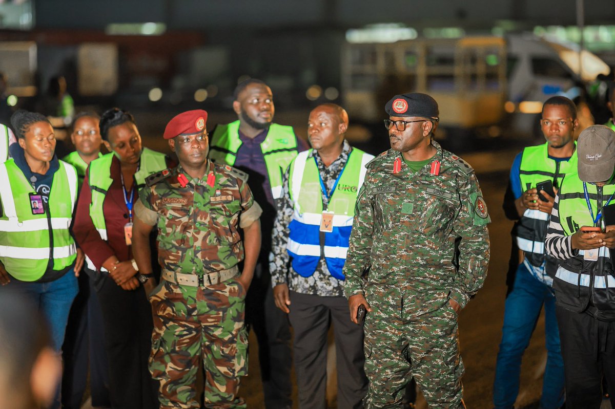 ChrisOMagezi's tweet photo. It was a pleasure to welcome another batch of 255 Ugandan compatriots from South Africa this morning 4am at EIA. Uganda today is a land of immense opportunities, and the returnees will be able to prosper even better at home. We thank HEX the President YKM, the CDF & SPA/SO General MK, and the MFA for directing and coordinating the safe evacuation of Ugandans in distress from abroad. Karibuni!