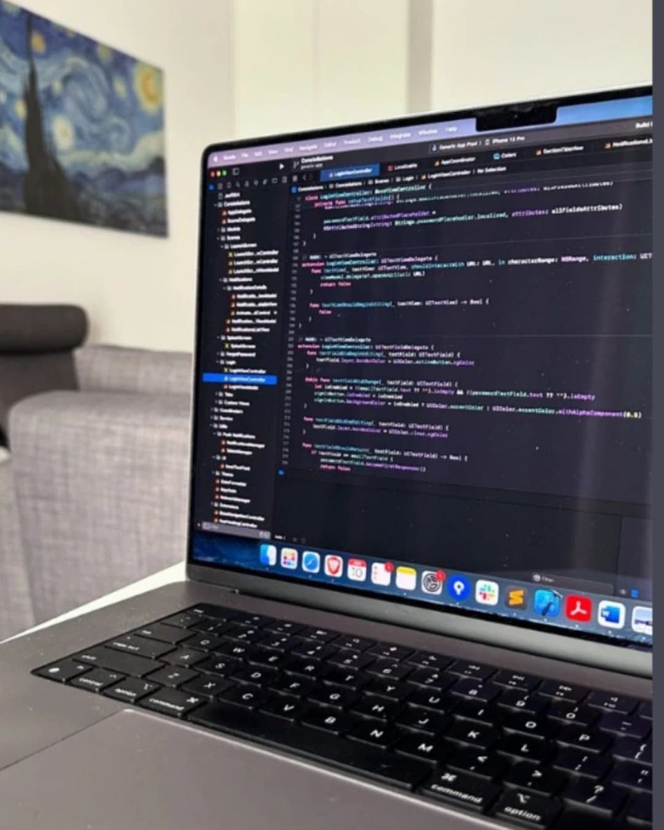 Taniyatweets_'s tweet photo. I am a Python Developer, scare me with one word https://t.co/CKGNnUJzbT