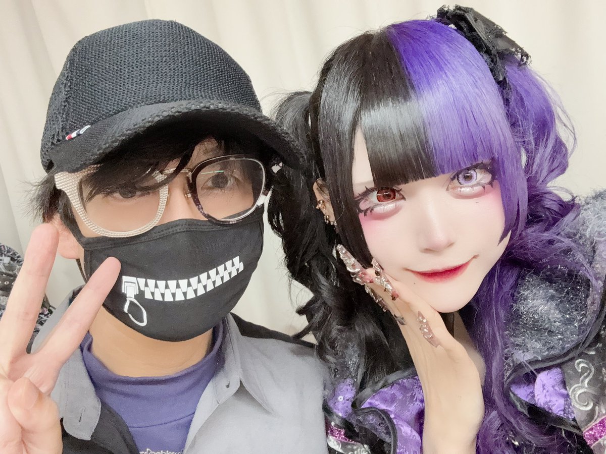 amazon19811106's tweet photo. 昨日撮ったアルちゃんとの写メ
ぼくマスクしてるせいで顔認証外れたりして画面がピクピクしてて笑いました🤣

たまにTLにも流れてくるけどアイドルさん加工こうしてくれると助かるとかあったら教えてください🙏
SNOW課金ユーザーなので対応できます🙋笑 https://t.co/OY1B7C8ghw