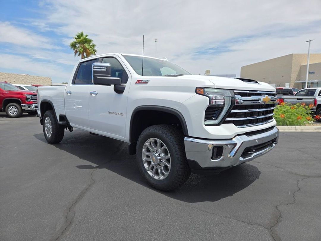 SamH_702's tweet photo. 2025 Chevrolet Silverado 2500HD C0508 
 Check out our new inventory: https://t.co/gxlLg3KoPI 

Powered by Glo3D 
 #2025, #Chevrolet, #Silverado2500HD, #newCar, #FairwayChevrolet https://t.co/FF5wo3k09Y