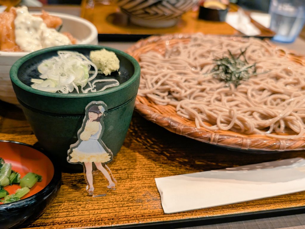 kudahiko's tweet photo. おらが蕎麦 鶏天丼定食 https://t.co/obvYY4XA9d