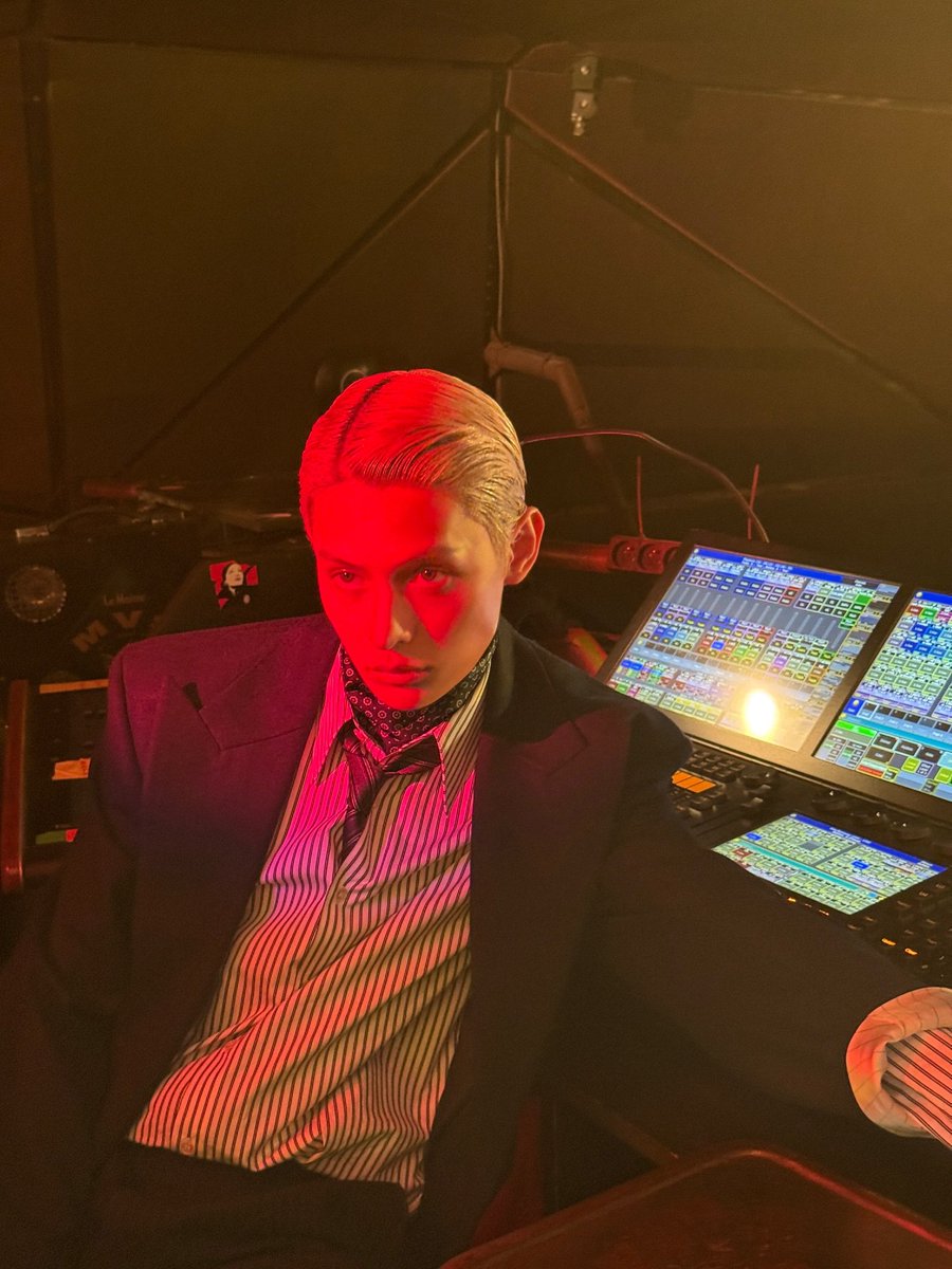 zhaoyufancokr's tweet photo. [260705] #JAMES #제임스 Instagram Update

“in the darkness” https://t.co/fOlSrWHGBs