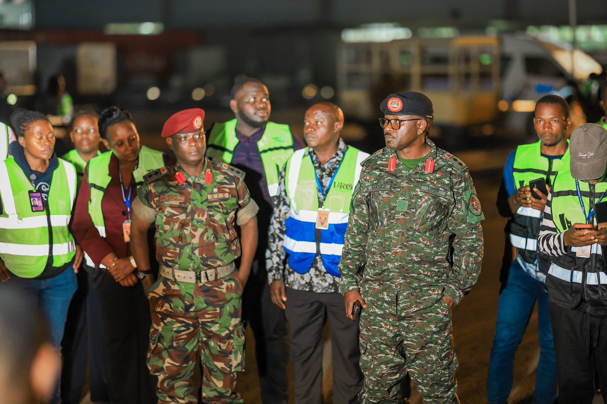 KampalaPost's tweet photo. A total of 560 Ugandans have now been evacuated from South Africa after another 255 arrived in the third batch this morning. https://t.co/lF42VhMXTD