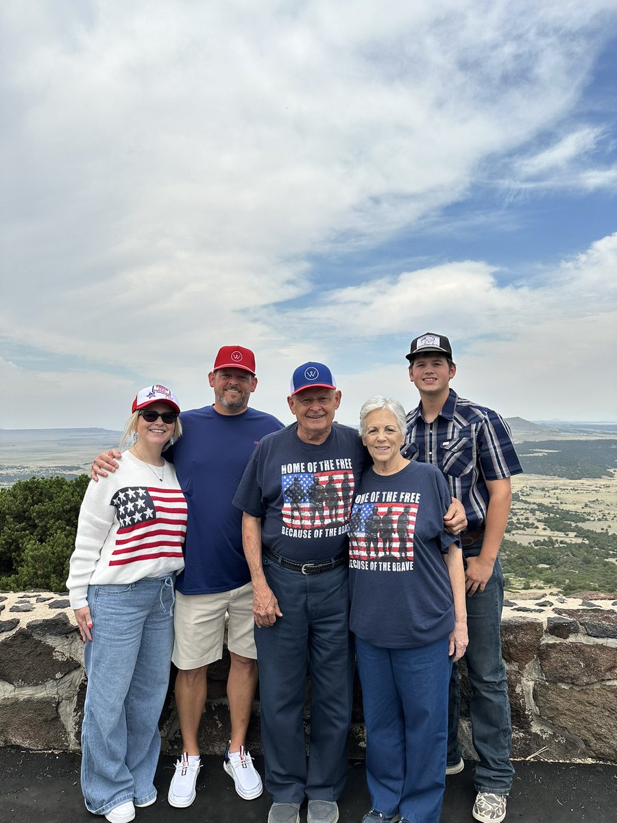 kbrooke325's tweet photo. The Bailey Family's Great American Road Trip continues - Day 2 takes us from Amarillo, TX to Capulin Volcano, NM and finally to Colorado Springs, CO. Happy 4th of July! https://t.co/Ny8iDXMpVZ
