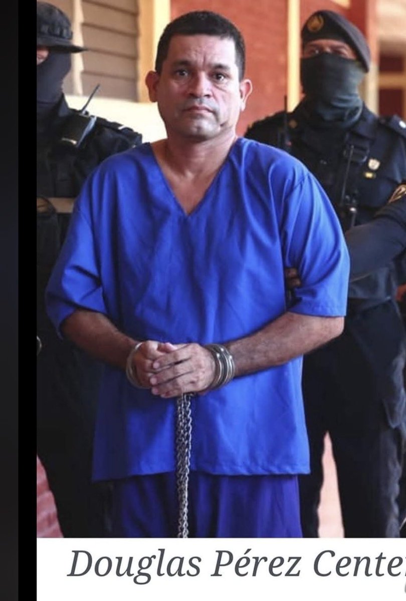 MayCen28's tweet photo. Douglas Gamaliel Pérez Centeno, ciudadano Nicaragüense a quien el gobierno de CR entregó a la dictadura de Nicaragua, hace un año, 15 meses exactamente y que nunca le permitieron a su familia visitarlo
Quiero saber de él, que lo muestren! 
Es un preso político @ana_abaunza m https://t.co/MIcvjs3zRu