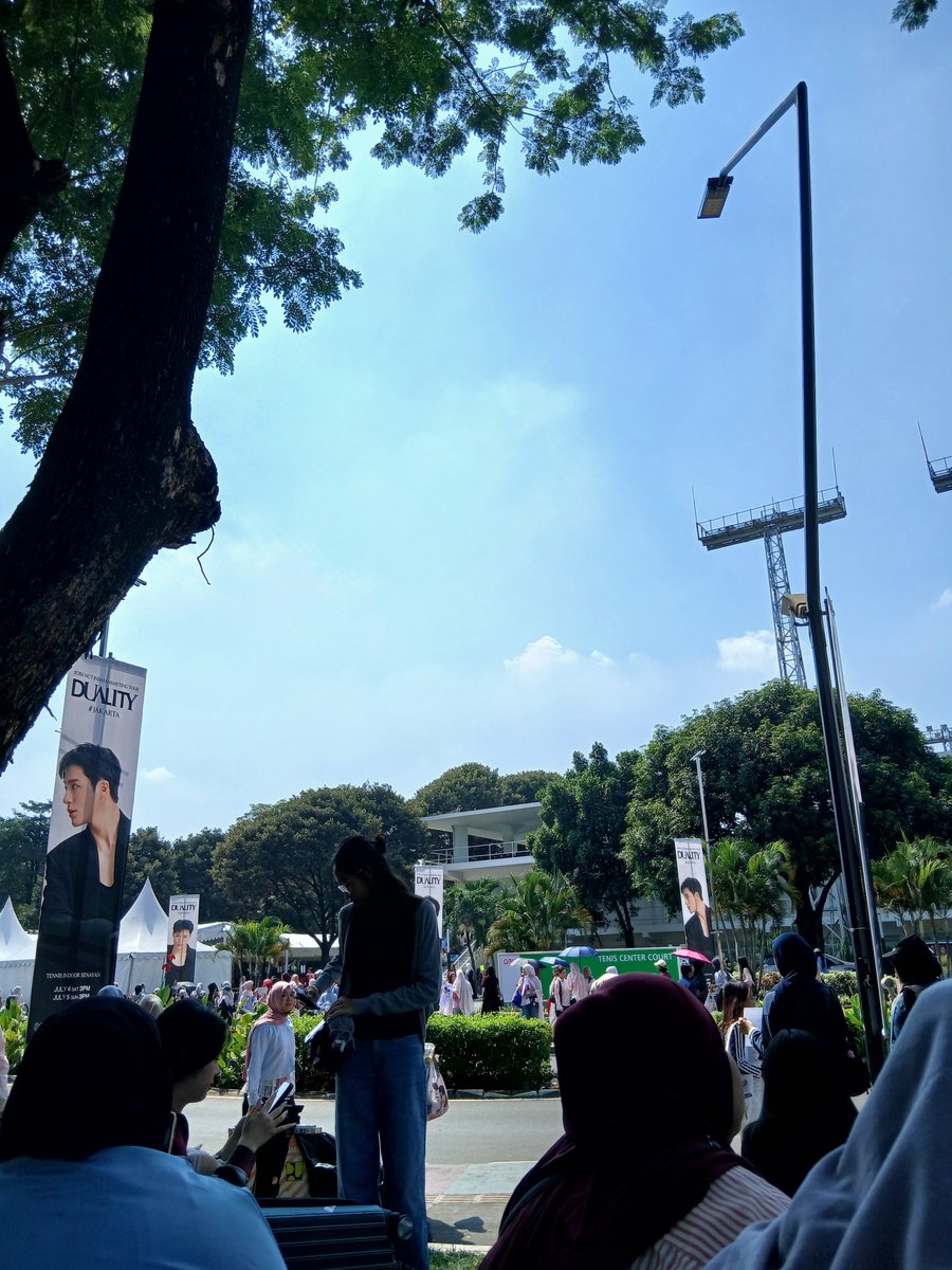 naesthtc's tweet photo. Yg mau freebies aku ada di sinii tapi please jangan rusuh yaa https://t.co/KheHHTtKUX