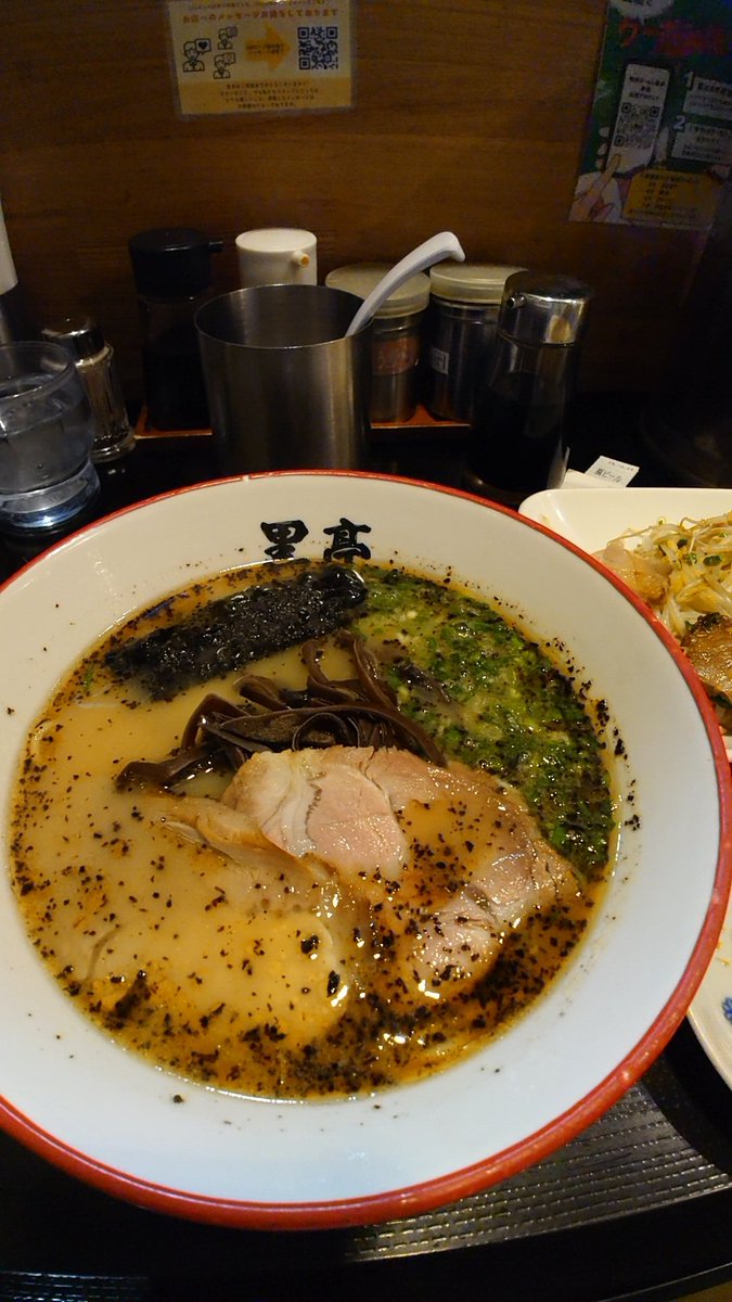 scamperingwog's tweet photo. @nutsryuji 間違いなく旨かった https://t.co/qZekpg2LAV