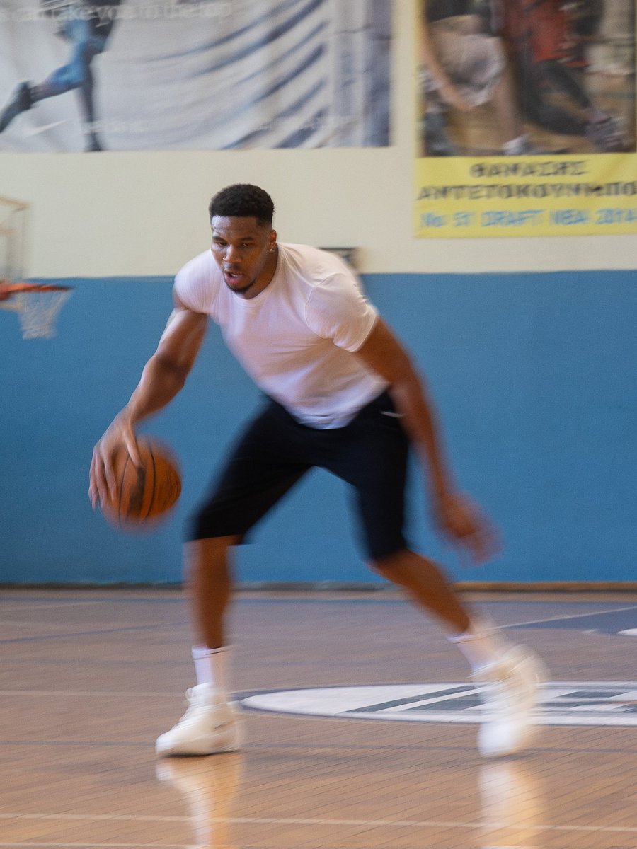 Giannis_An34's tweet photo. Win today 💯💪🏾 https://t.co/3vgZvcrIyR