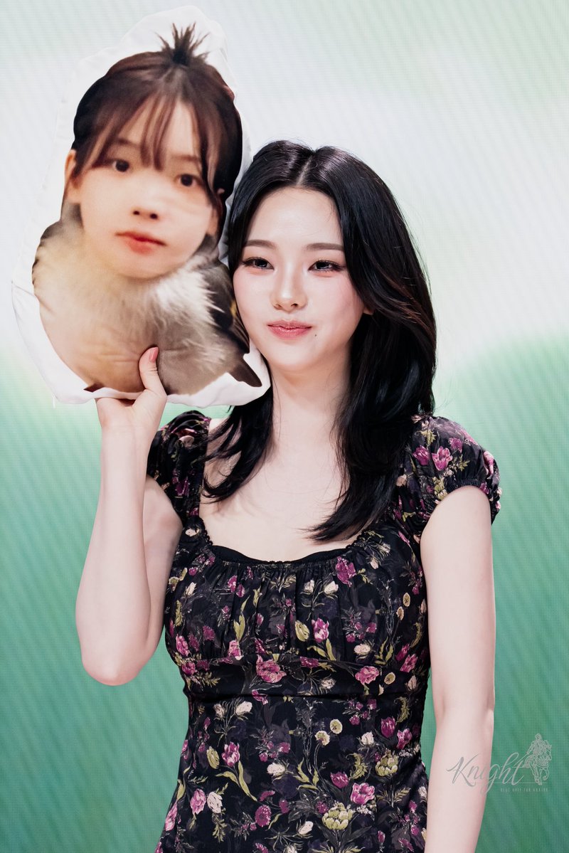 potatobluu_'s tweet photo. #rt 카리나 순먹새 1구 키캡 나눔 이벤트

✓ Only 한국 주소를 가진 ❝마이❞만 참여 가능
    
✓ 참여 날짜 ~7/19 23:59 [7월 20일 추첨]

버블 50일 이상 or 멤버쉽 인증 받습니다

( 시안 나오면 타래에 올려드리겠습니다 ) https://t.co/avO4HiGB0M