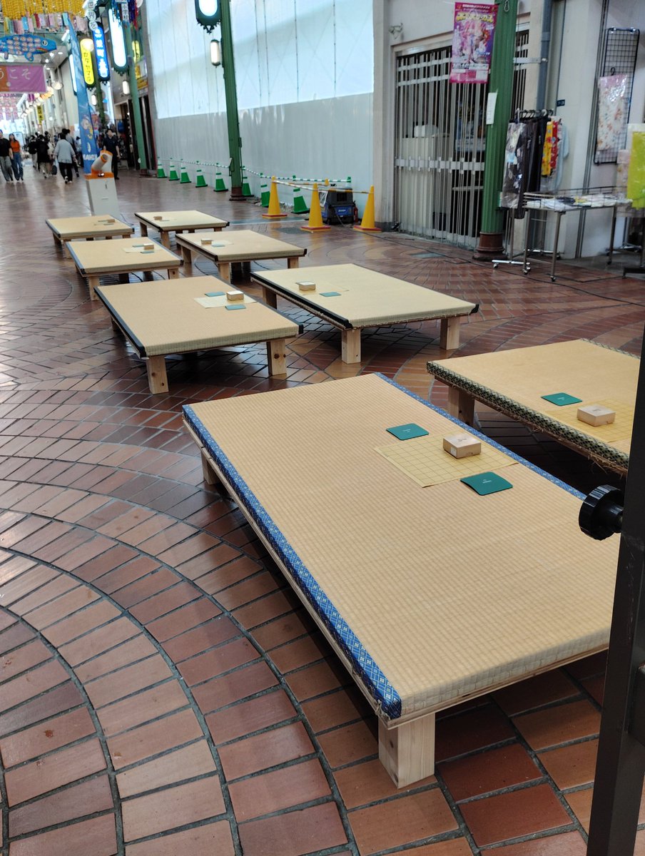 synsye's tweet photo. 本日18:00までオープン🤗

表町商店街で
小学生の将棋大会あるんだって😊
わたし、将棋わからない🤣
だからすごぃ✨ https://t.co/EKkMshvOCY