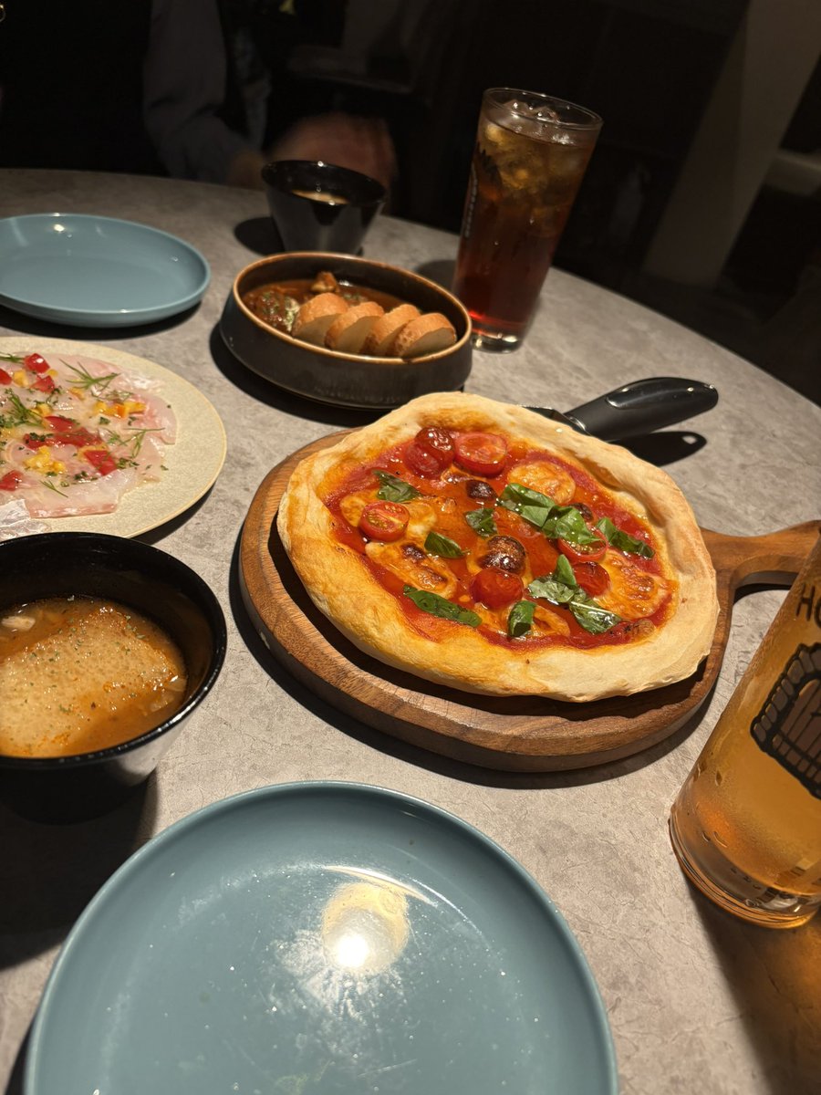 Remo_04_mo_03's tweet photo. おいしかった🇮🇹🍕 https://t.co/hN26UBOPSy