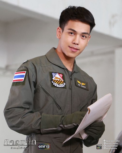 pynssk's tweet photo. แค่วางข้างกันก็อร่อยละป้ะ https://t.co/NUBZ2NGVq3