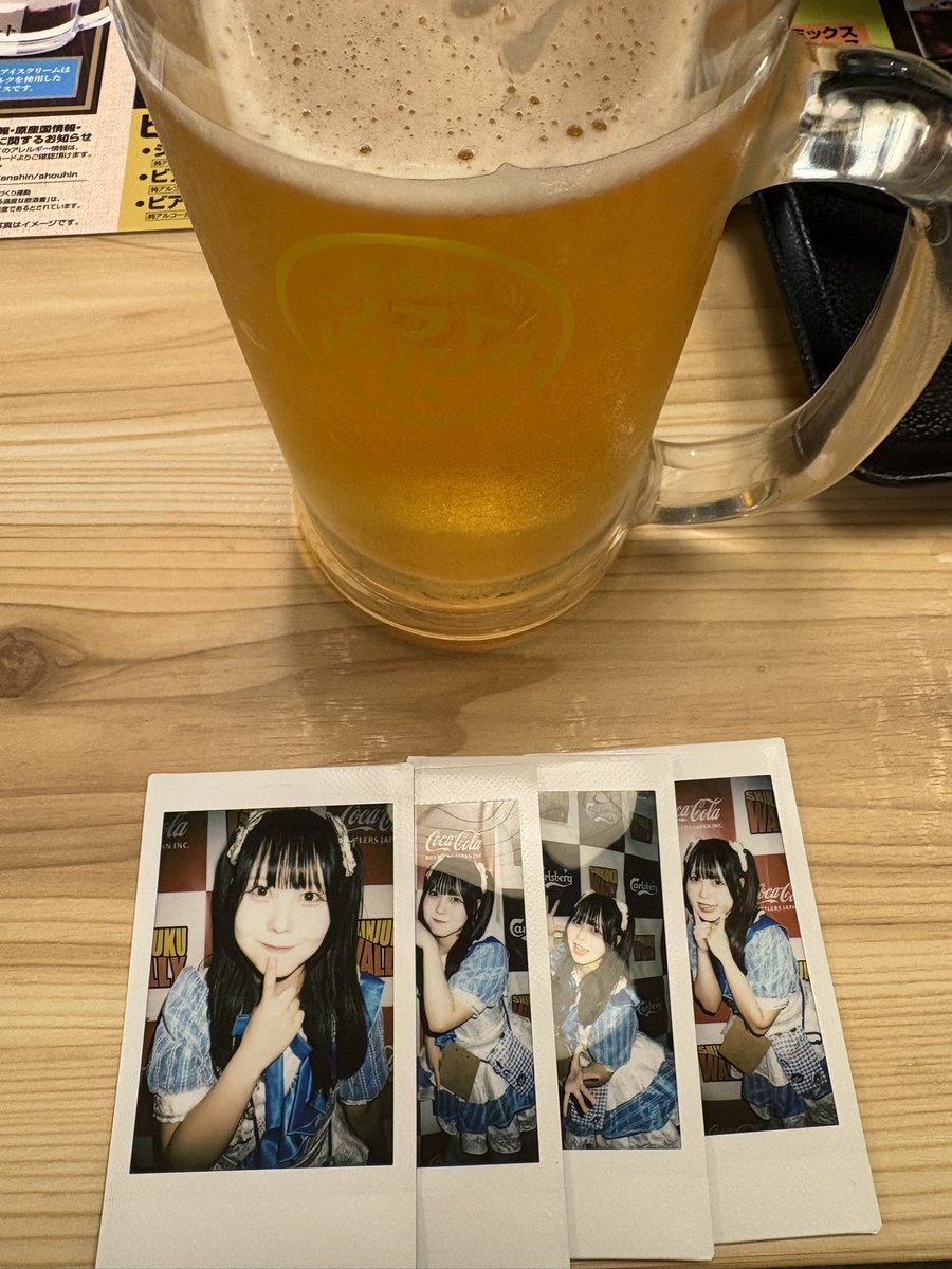 Waffle_mero's tweet photo. 今日もおつリグ〜🍻
���事情で車を運転しないといけないので、ノンアルワッフルです🧇
みんなと呑めて楽しい〜！！(ノンアルだけど)
そしてめろちも大優勝です！！
来週から玲ちゃん復帰の4人制復活は期待大！！！

#めろをめろめろにし隊 #蒼組。 https://t.co/KBlJE29Sox