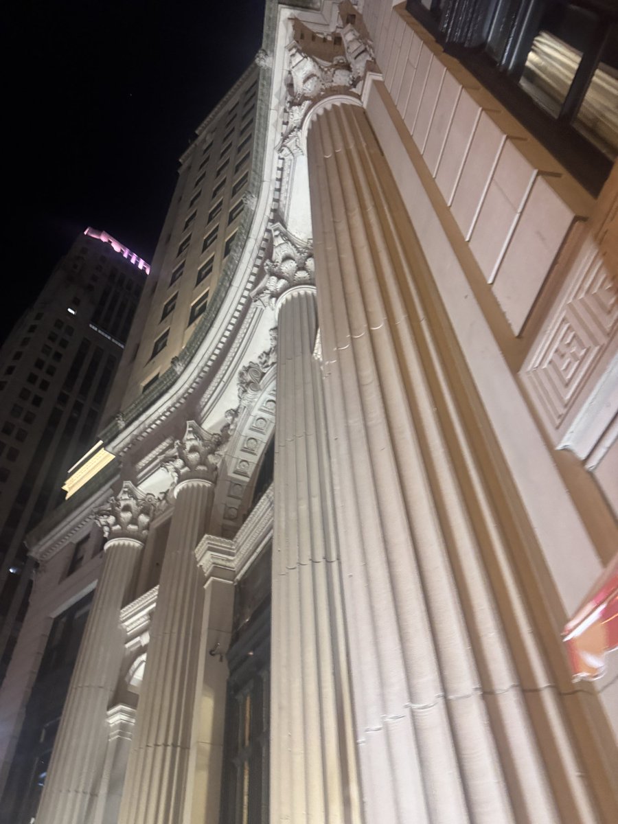 zxmvt's tweet photo. Chicago https://t.co/dWdNHcfTb1