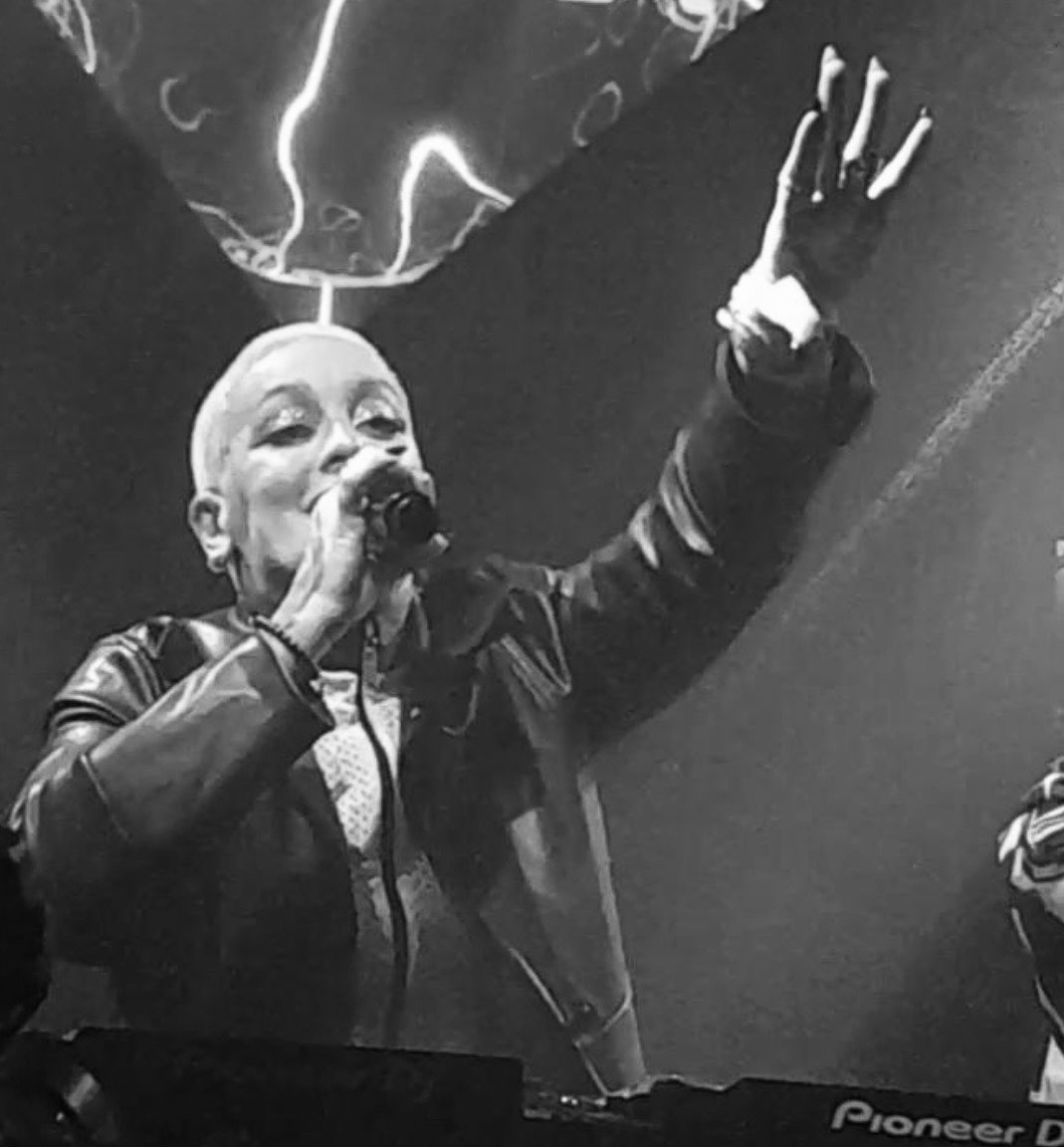 vamosfuria's tweet photo. The queen ⚡️💕🔥 https://t.co/KuA5RYVUwV