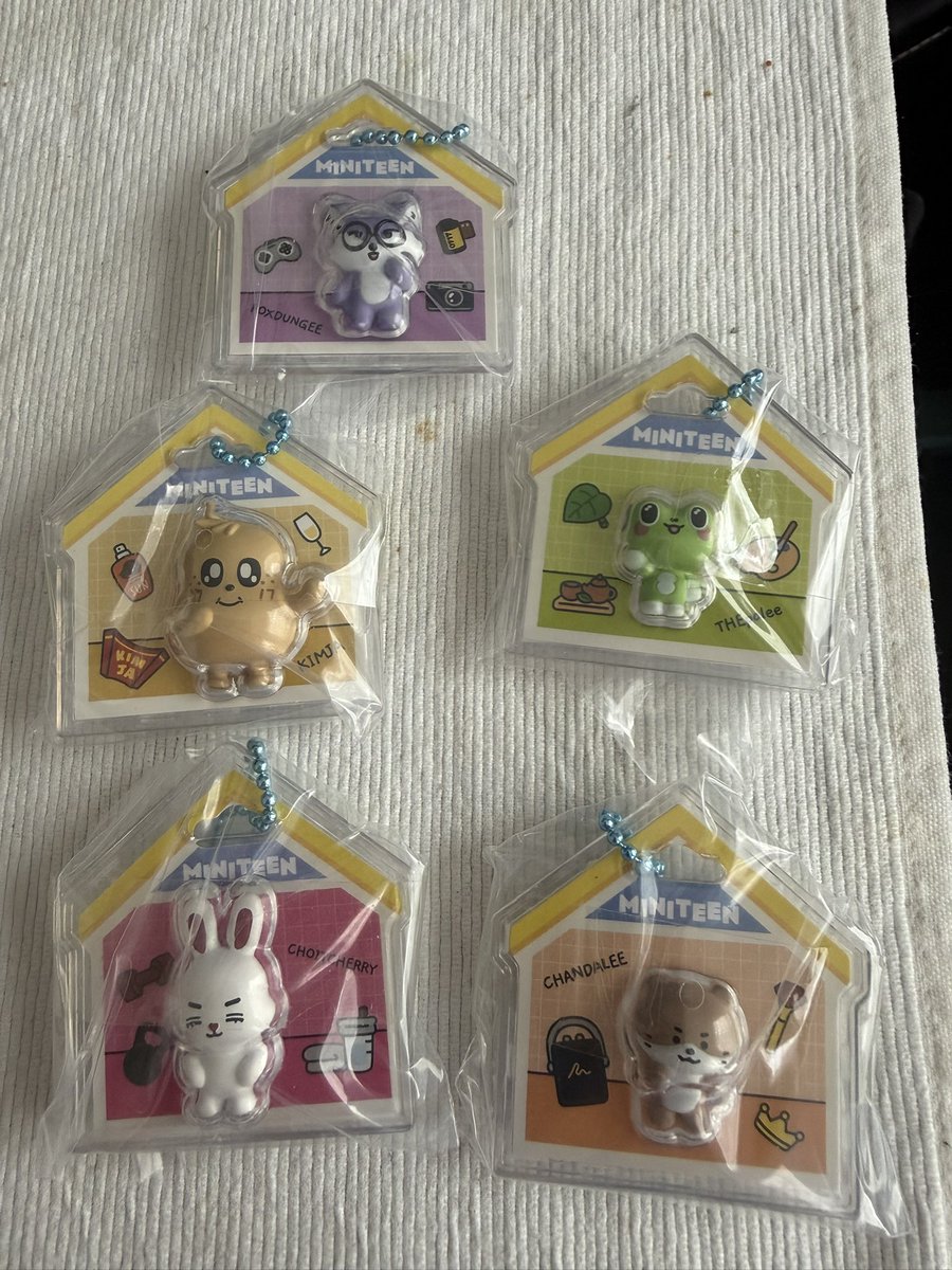 sysk778's tweet photo. 6個買ったら5個かぶった🙄 https://t.co/zmDjhz1DYq