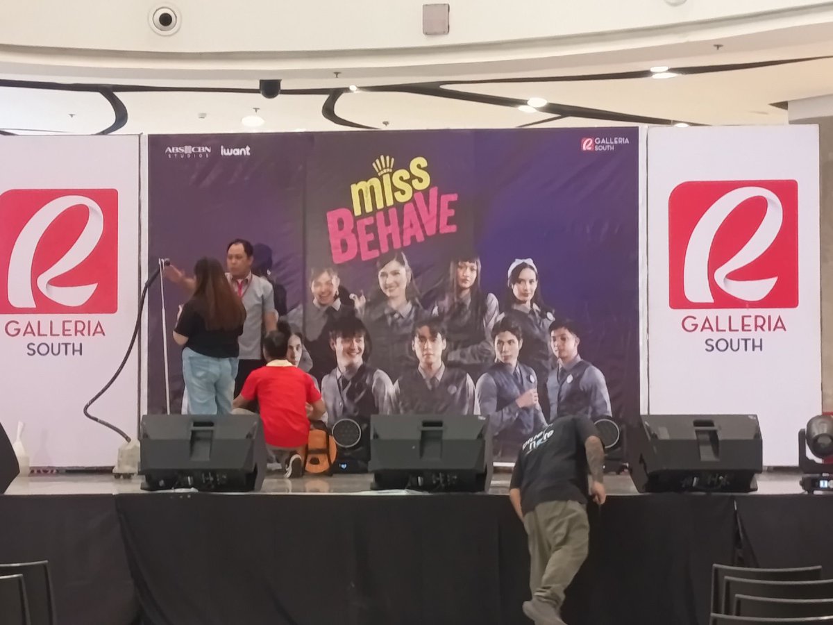 DollexaOFC's tweet photo. Are you ready for the MB B Tour? Thank you, team live for supporting #AlexaIlacad. Catch the cast of Miss Behave at Robinson Galleria South, San Pedro, Laguna. Drop by if your around the area.  Let's cheer for Alexa, Dollexas! 

#MissBehave #AlexaisMissBehave https://t.co/cesJntMFVH