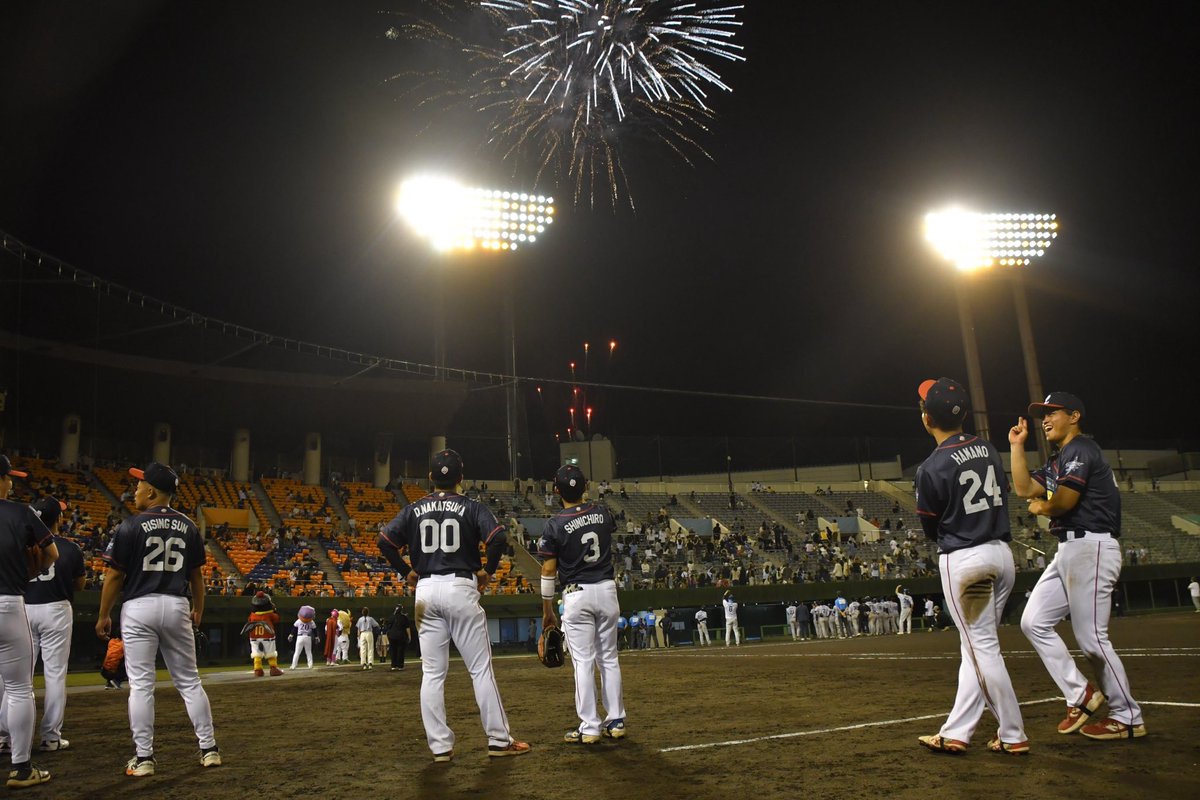 musashi_bears's tweet photo. 【7/4(土) オールスターゲーム ハイライト📸】

🎆 7回終了後
オールスターを彩る花火が打ち上がりました✨

#埼玉武蔵ヒートベアーズ #ALLOUT #花火 https://t.co/D4KSTojjCS