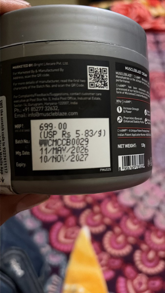 TomoghnoM's tweet photo. @ZeptoNow absolutely fraud company no reliability at all using bots for customer care whom doesn’t know anything and cant handle complicated stuff 
Received fake creatine and cannot return it as the barcode is fake and not getting scanned store is shut half of the time. https://t.co/FbEdg0N4ks