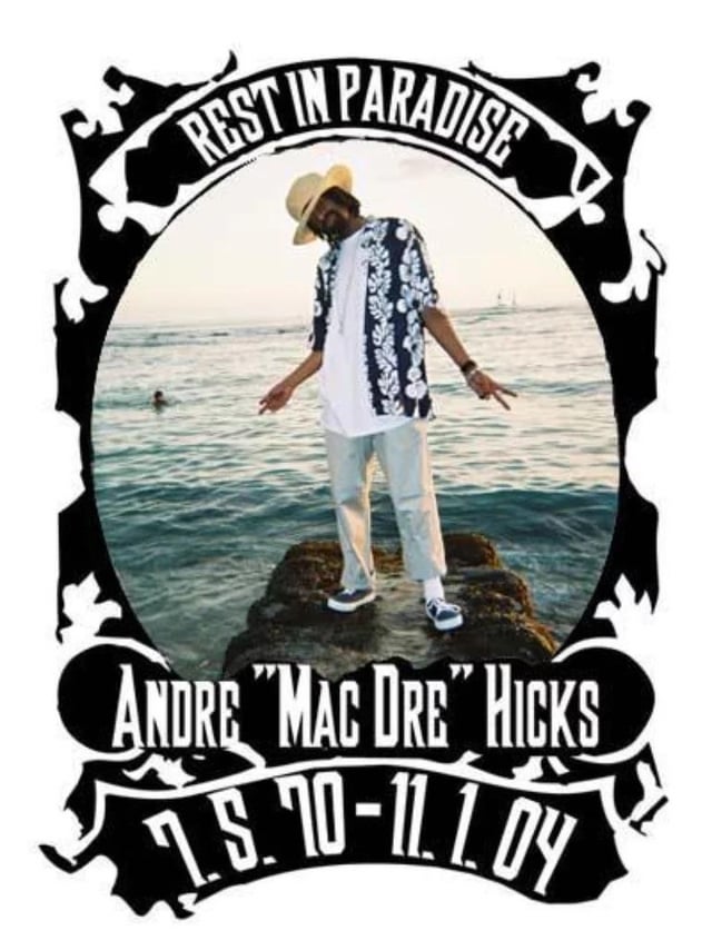 209Trigga's tweet photo. Before you go to bed, don't forget to leave out some bleezies and heem for The Furly Ghost tonight
#America #MacDreDay https://t.co/t8sWXQNsSY
