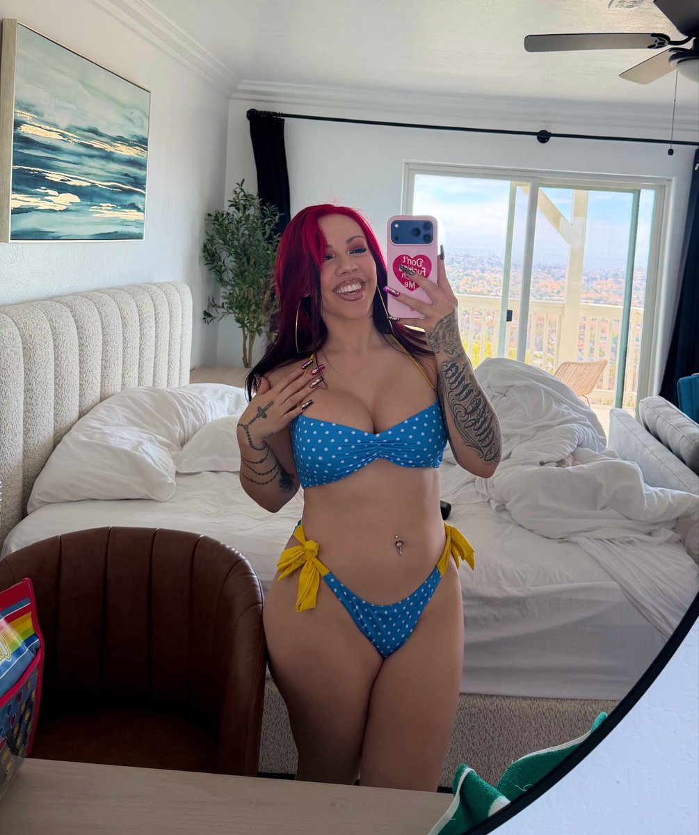 salice_roseee's tweet photo. 🩵💛❤️ https://t.co/P45rG9fSlq