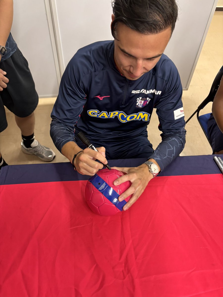 Cerezo138's tweet photo. ソロモンには2桁取ってくださいって言っときました https://t.co/UJMIXZUAUL