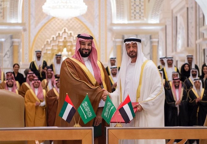 Ray_Kassar's tweet photo. @Abdulkhaleq_UAE أرى التعليقات السلبية من الطرفين وقلبي يحزن. اللهم إحفظ دول الخليج العربي من الفتنة الداخلية والعداء الخارجي. https://t.co/JggT5N7Xn8
