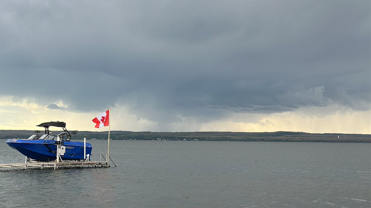 drbrichens's tweet photo. #ABStorm storm west of pigeon lake with serious structure https://t.co/86OjWaxFkw