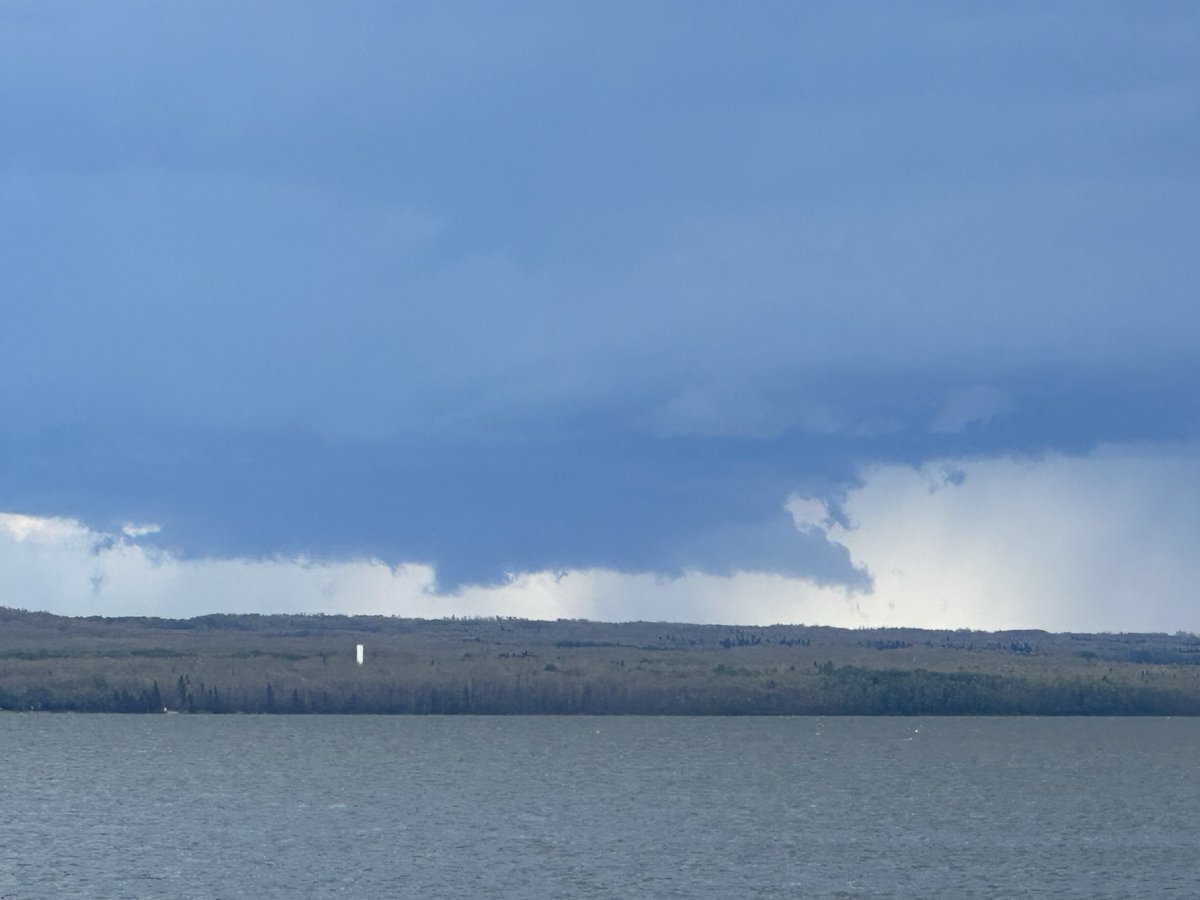 drbrichens's tweet photo. #ABStorm storm west of pigeon lake with serious structure https://t.co/86OjWaxFkw