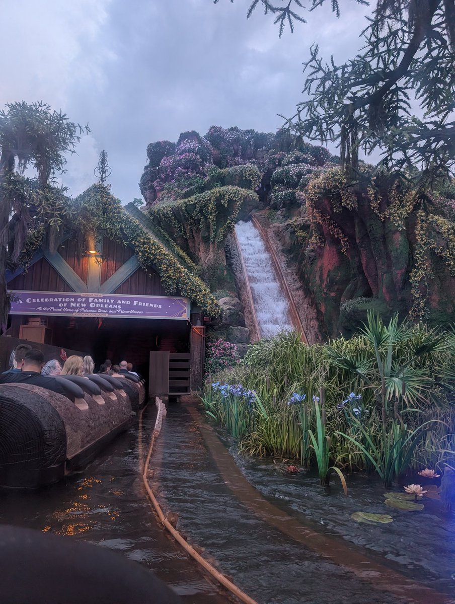 samashh_'s tweet photo. Disney https://t.co/J4KQWJ933l