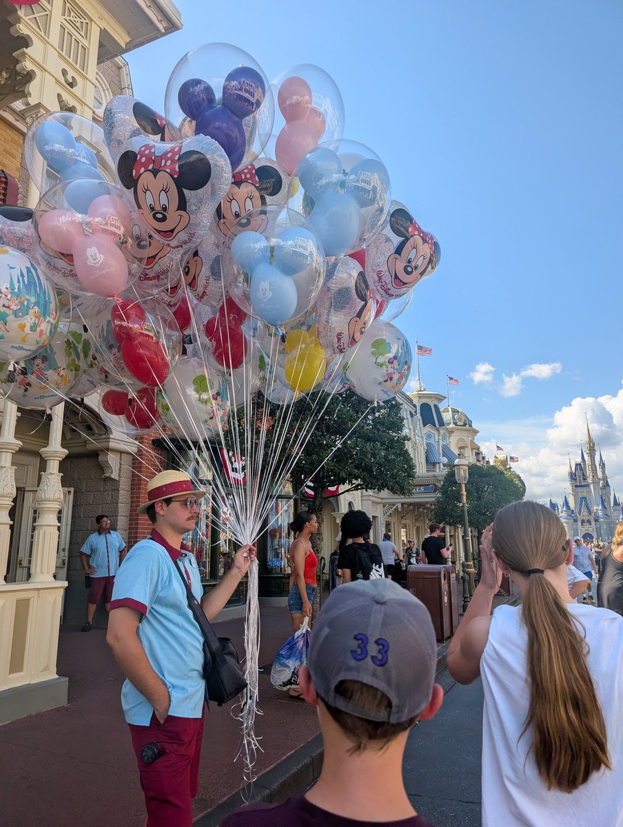 samashh_'s tweet photo. Disney https://t.co/dDsqr7uLhq