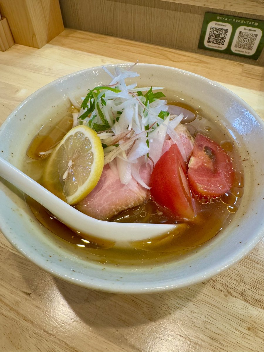 ryunotani8899's tweet photo. 7／5（日）
おはようございます！

レギュラー🍜

数量限定
冷やしらーめん
〜玉ねぎ、茗荷、大葉、とまと〜

俺の炒飯🐣

ジャッキー・チェンの愛した
ラードご飯　現金350円

※昼の部のみ１５時ｌＯです
本日もお待ちしてます🍎 https://t.co/weKBNt9BSQ