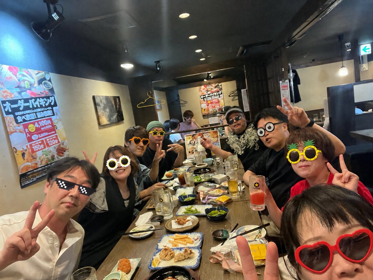 ame_678's tweet photo. レブルがきっかけで知り合って4年？5年？🤔
こうやって集まれることが嬉しい😆

      こつめくん&amp;みちゃん
💐おめでとうございます💐 https://t.co/YuHsq5itVL